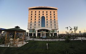 Grand Cenas Hotel